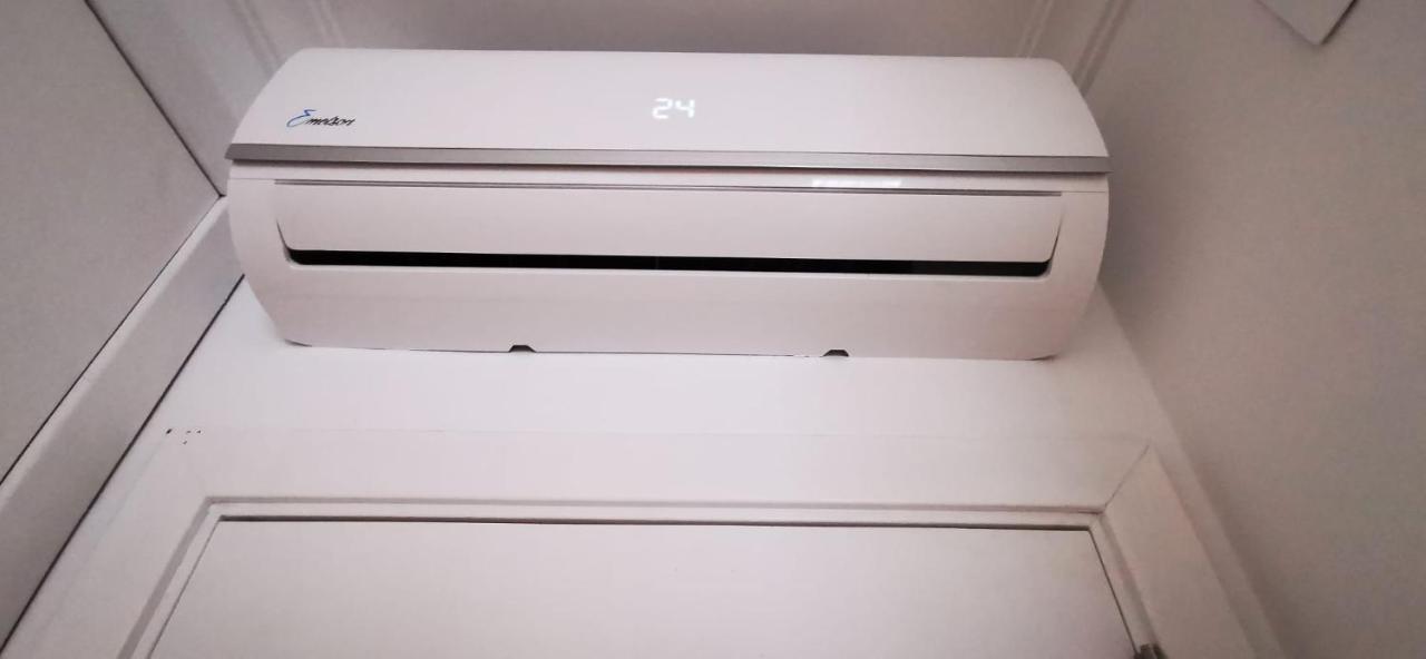 Quarto Duplo Com Kitchenette, Wc E Patio Privativo Appartement Corroios Buitenkant foto